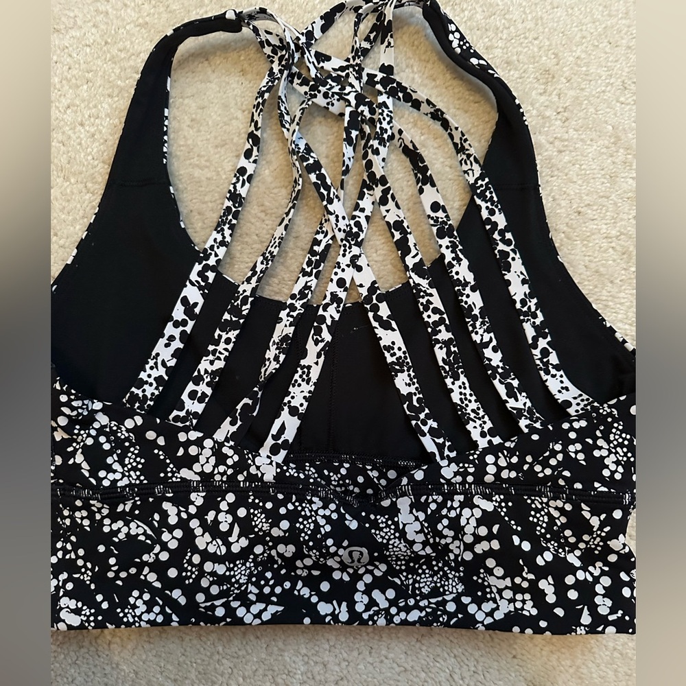 Lululemon bra